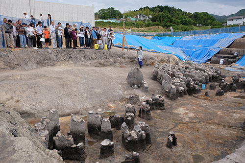 谷部に廃棄された多量の弥生土器