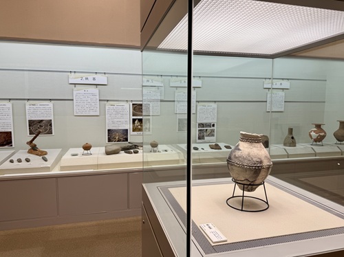 展示室内の様子2